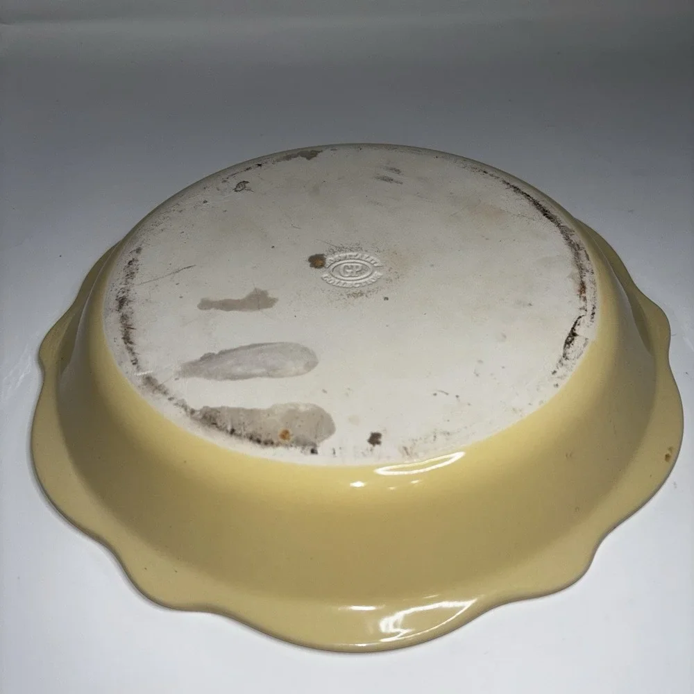 Vintage Yellow Scalloped‎ Pie Dish GP Hospitality Ceramic Farmhouse 10.75
